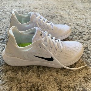 White Nike Free Run 2018 size 6.5